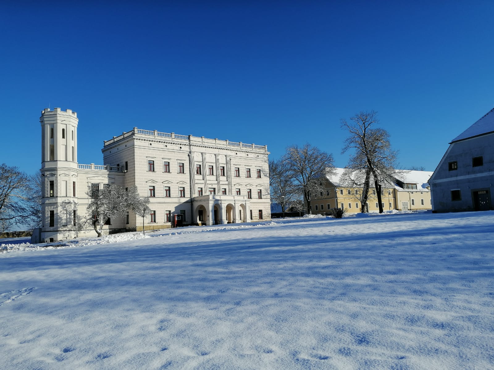 Schloss Krobnitz im Winter